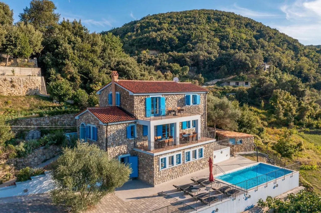 Villa Lapida Supetarska Draga