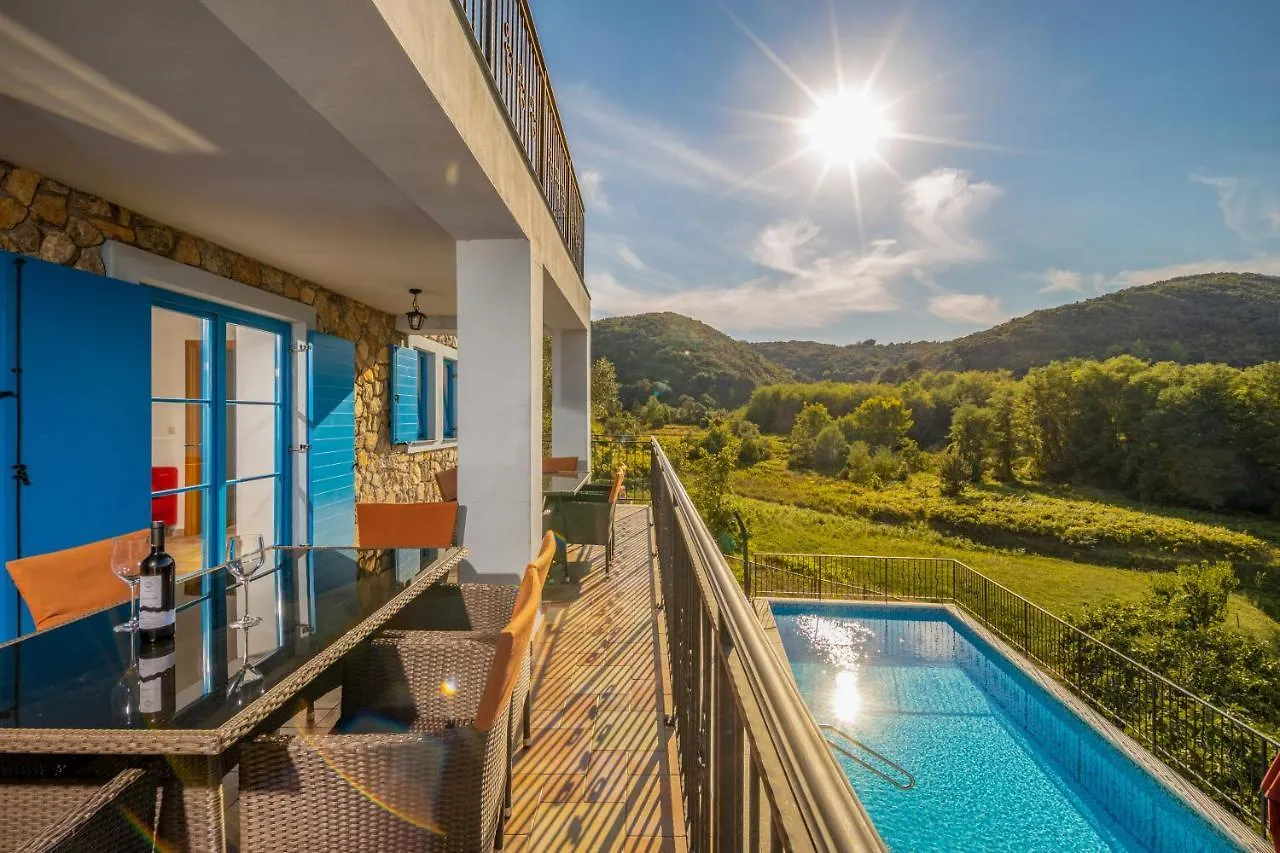 Villa Lapida Supetarska Draga Croatia