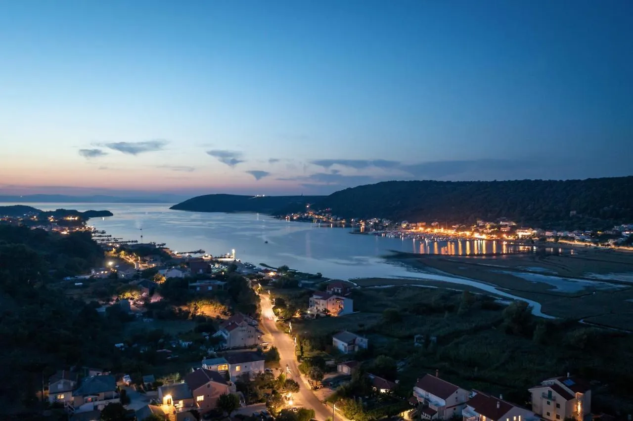 Villa Lapida Supetarska Draga