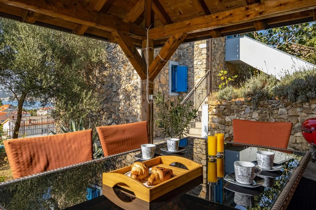 Villa Lapida Supetarska Draga