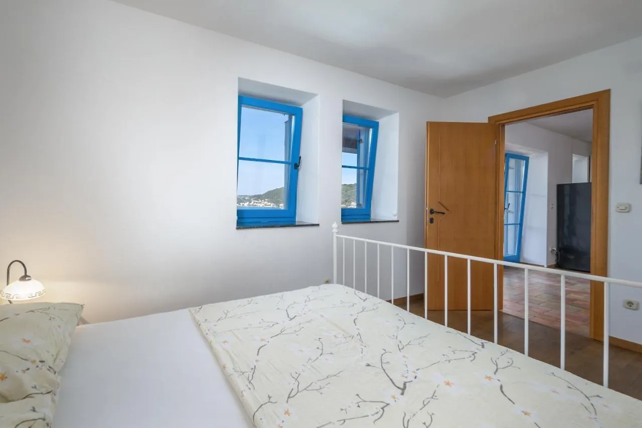 Villa Lapida Supetarska Draga